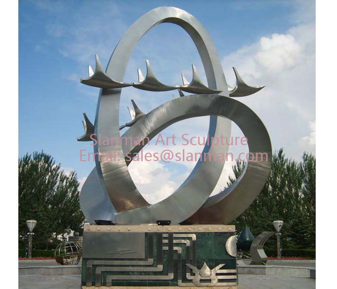 Stainless steel sculpture ST20320