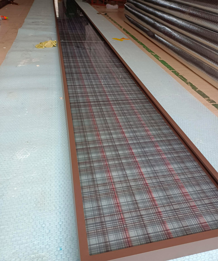 8 meters lenth metal screen for hotel decoration